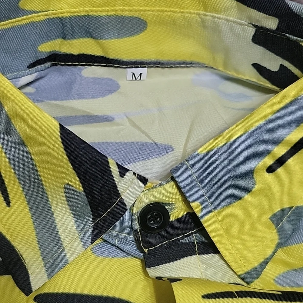 Button up - Picture 2 of 5